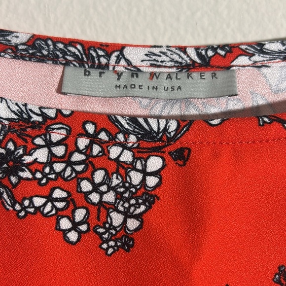 bryn Walker Red Floral Blouse - Picture 2 of 5
